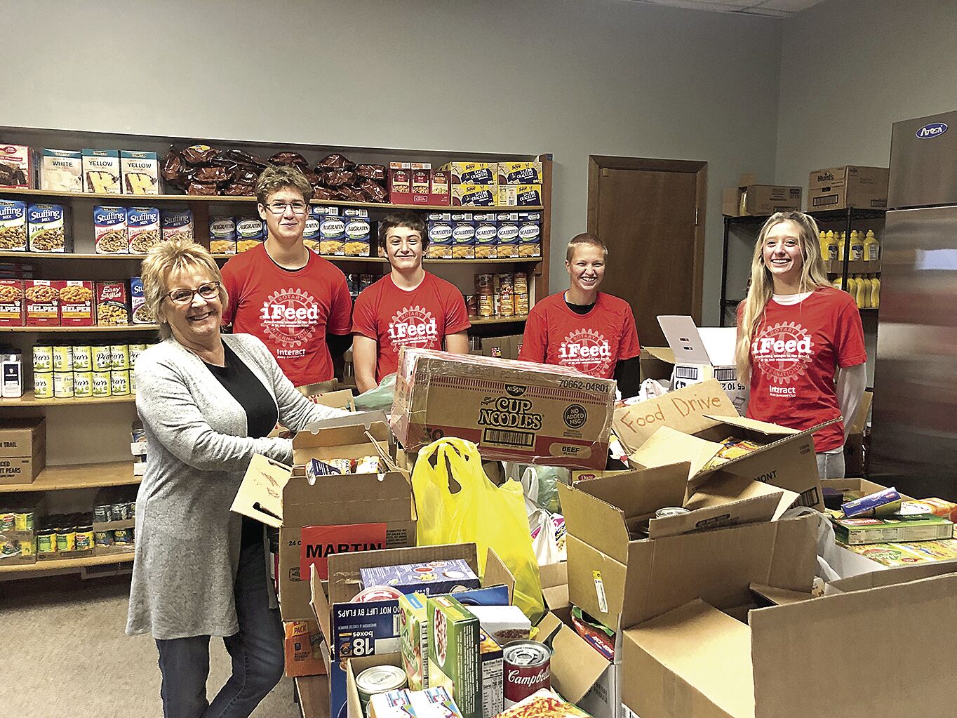 Interact Club holds city-wide food drive
